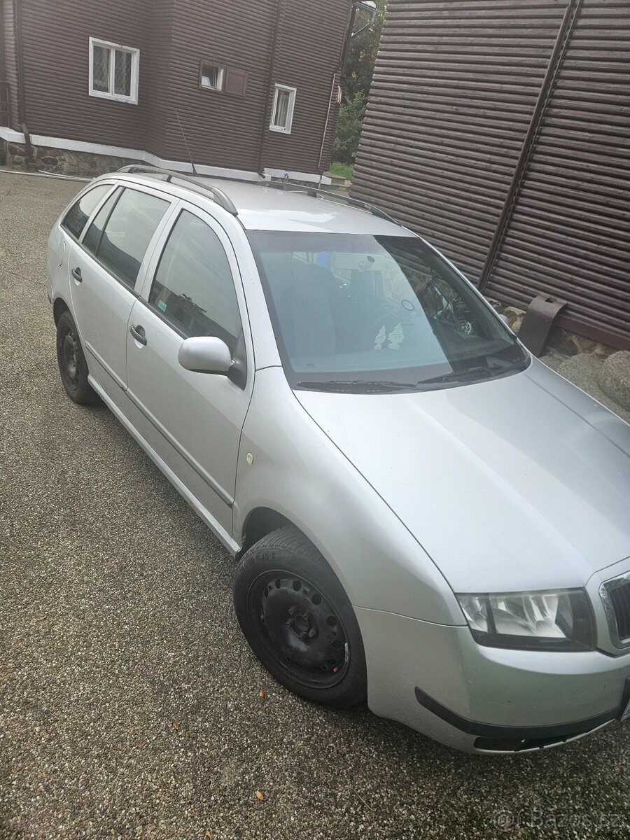 Skoda Fabia - 4