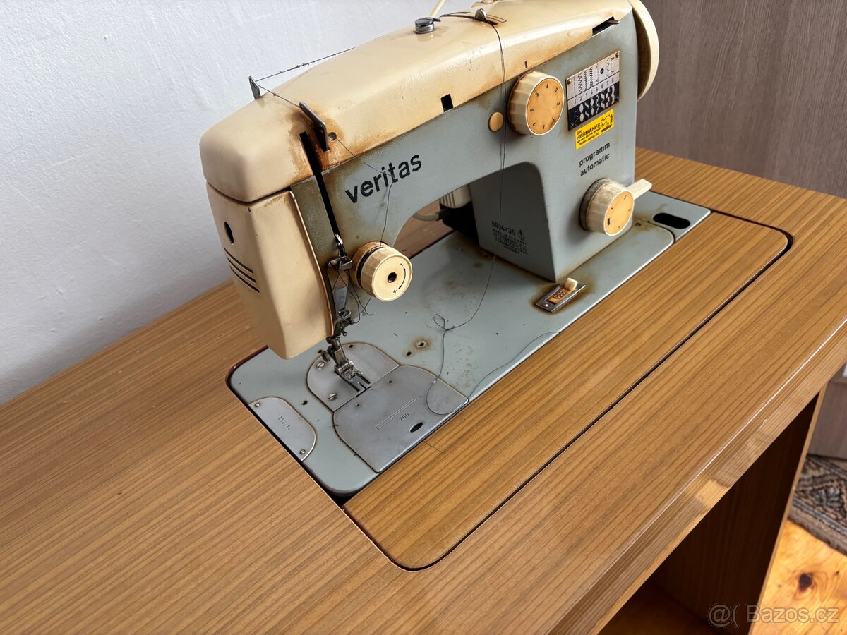 Šicí stroj Veritas Programm Automatic se stolkem - 4