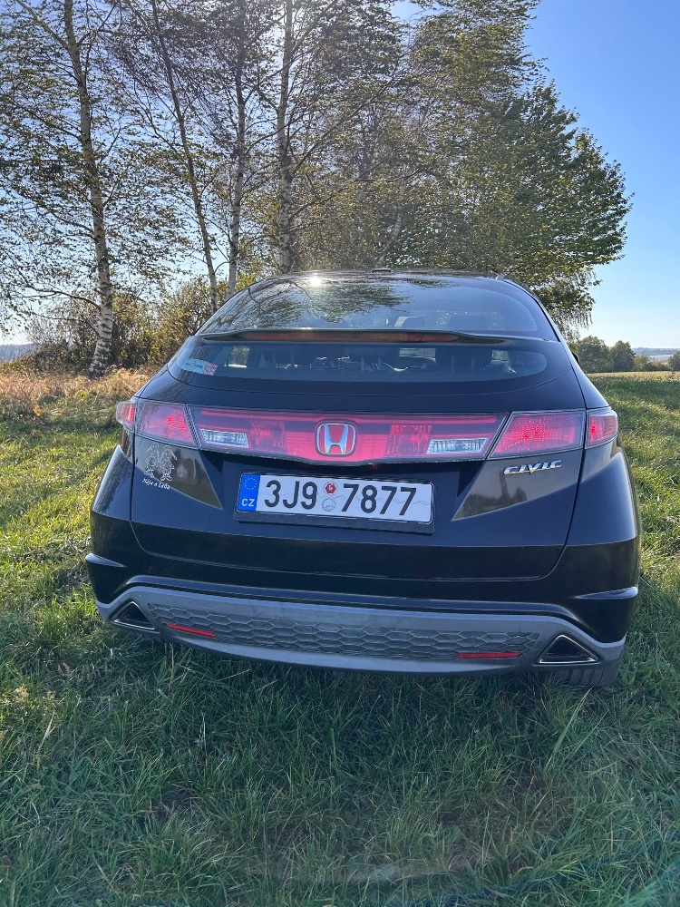 Honda Civic 8g 1.8 i-VTEC - 4