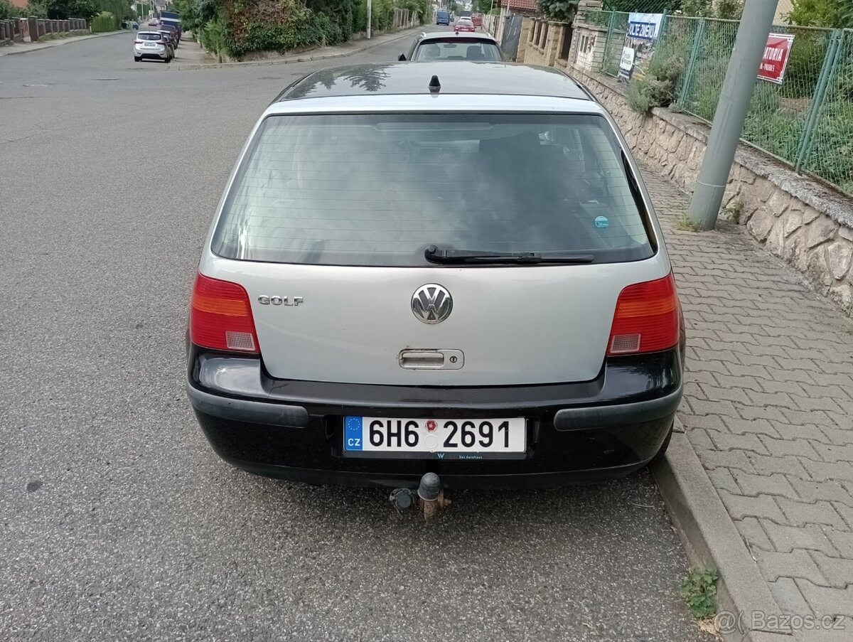 Volkswagen Golf IV, rok výroby 2002 - 4