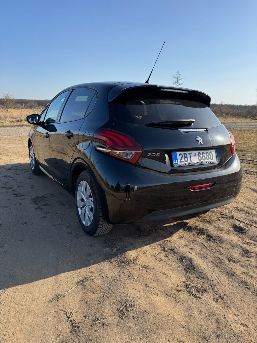 Peugeot 208 1.6 HDI - 4