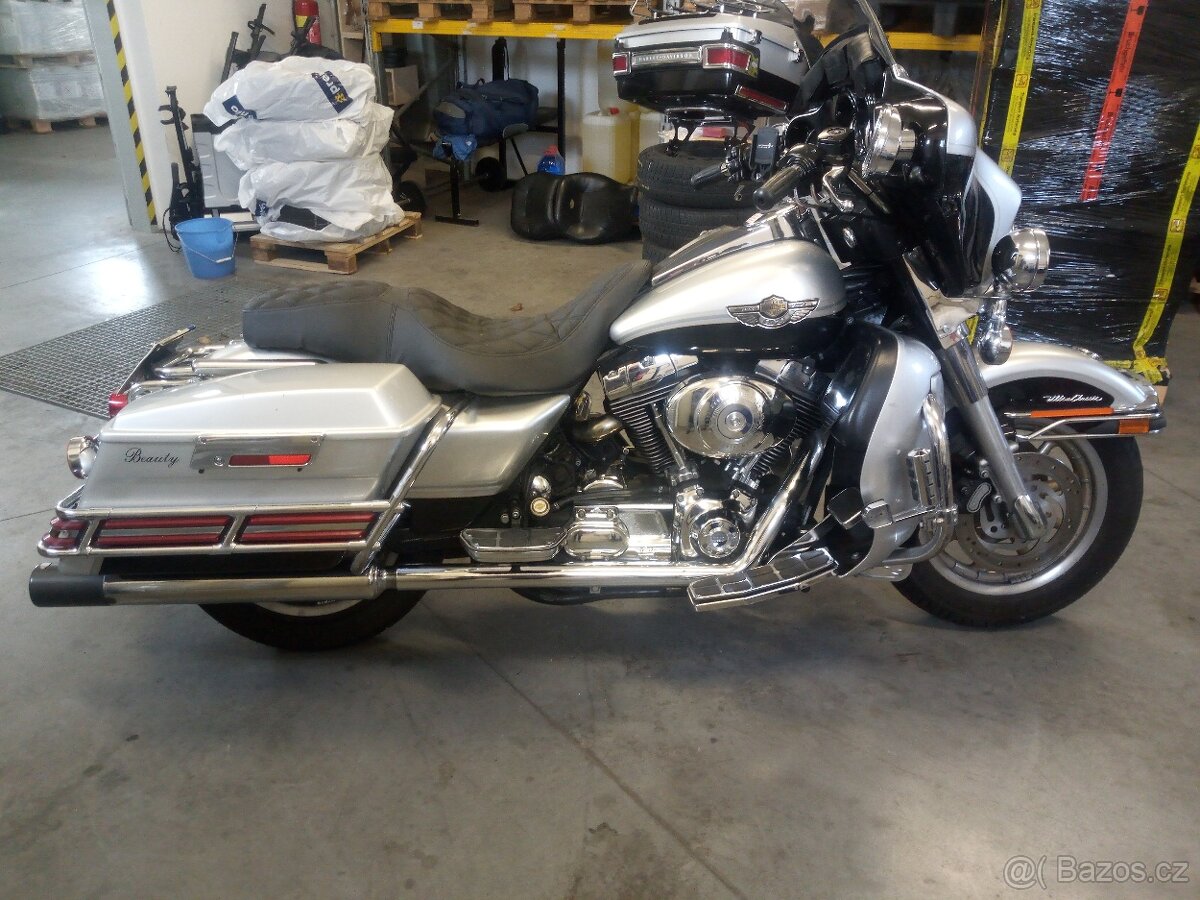 Harley-Davidson Electra Glide Ultra Classic 100th TC 88 - 4