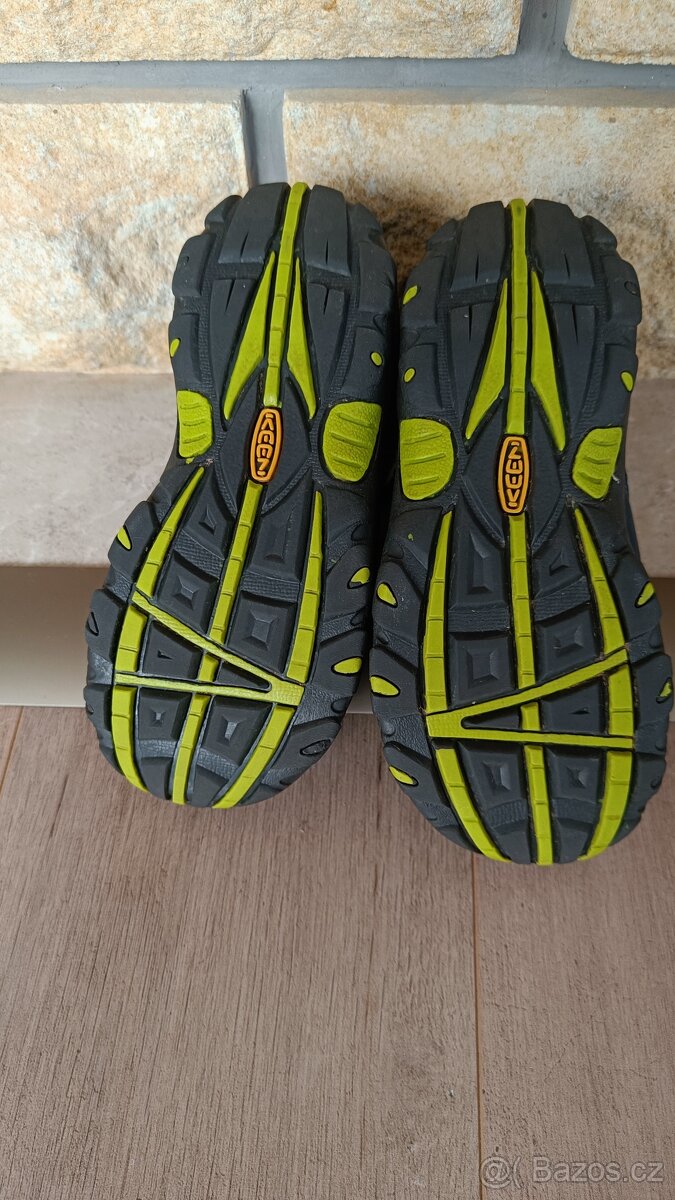 Prodám dětské kotníčkové boty Keen Hikeport Mid EU 31 - 4