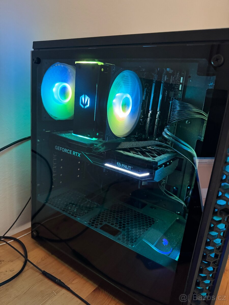 Herní počítáč RTX 4070 + Monitor - 4