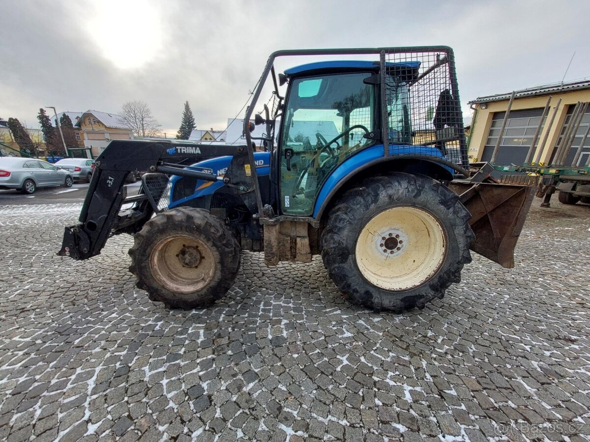 Traktor Hew Holland T4.95 - 4