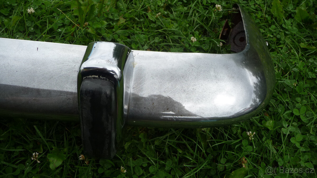 Zadní nárazník Volha GAZ 24 - 4