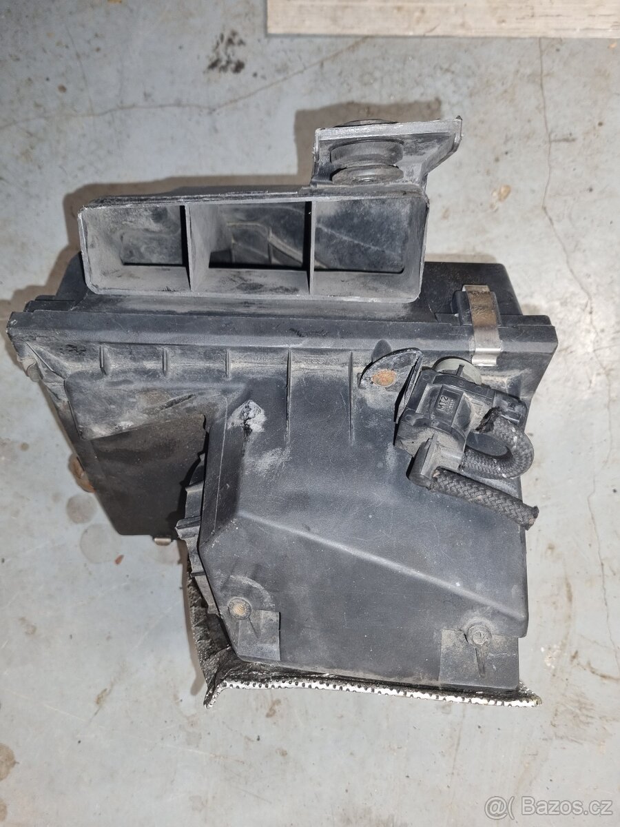 Filtrbox pro Volkswagen Passat B5,5 - 4