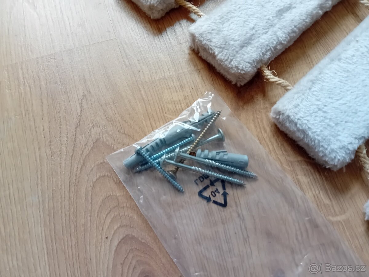 Kočičí odpočivadlo na zeď - 4