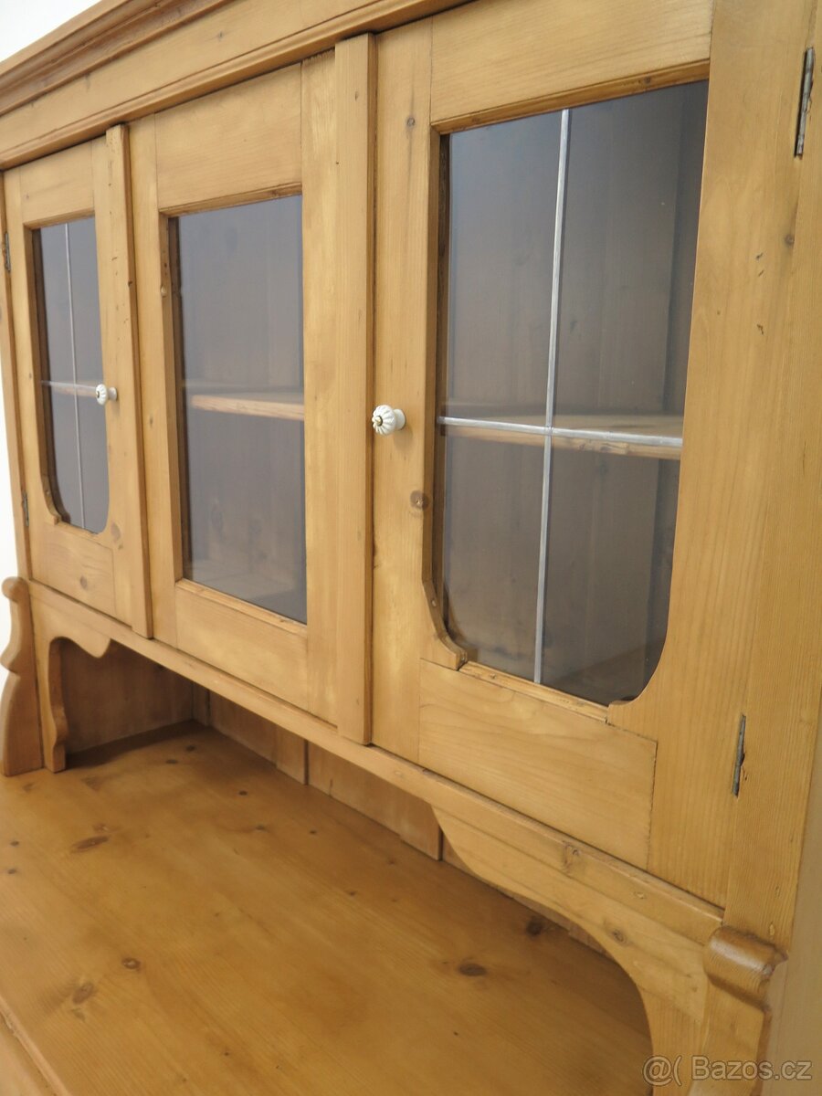 Kredenc z masivu - 4