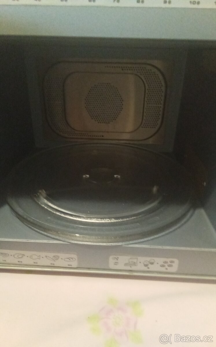 WHIRLPOOL - MIKROVLNNÁ TROUBA - 4