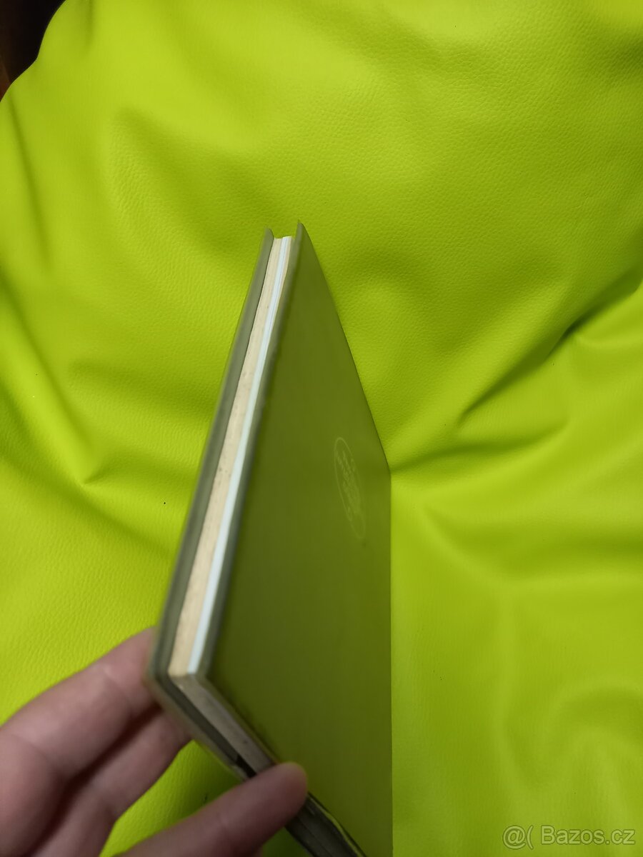 Hodiny a hodinky ze sbírky Uměleckoprůmyslového muzea v Praz - 4