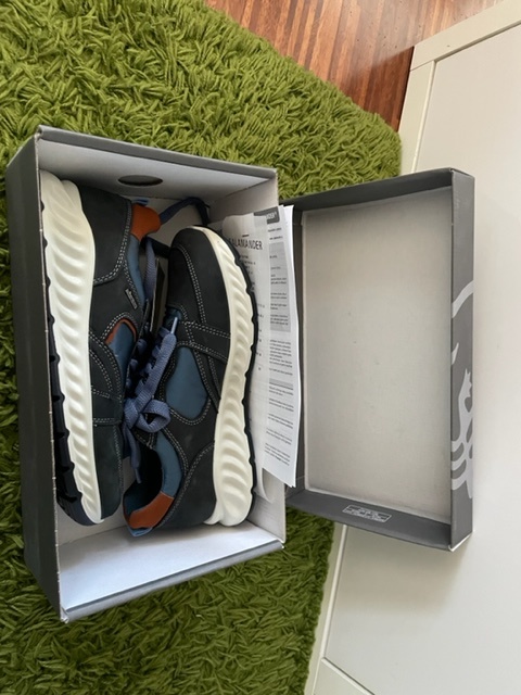 Salamander, č. 37 - 4