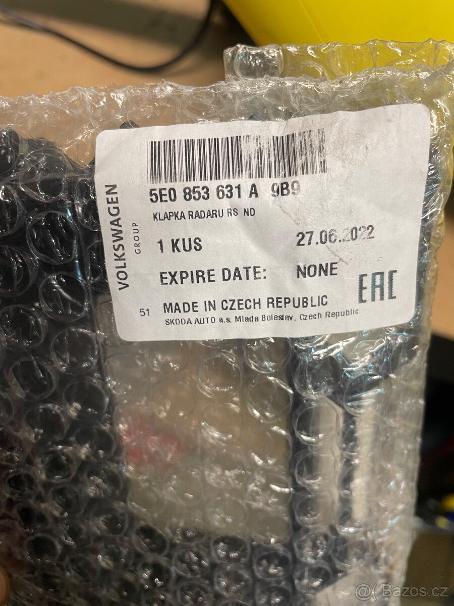 5E0853677H mřížka nárazníku octavia 3 RS - 4