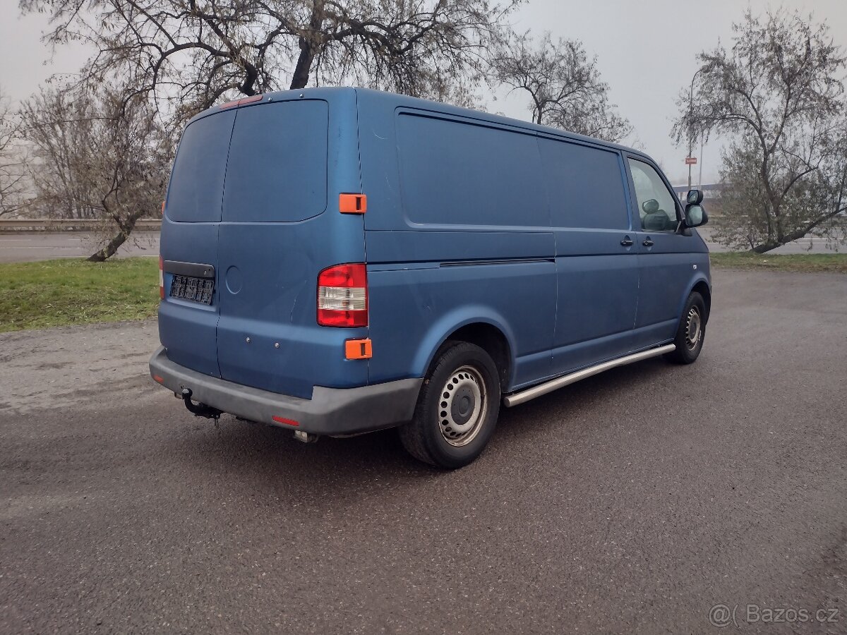 Volkswagen Transporter T5 2.0TDI - 4