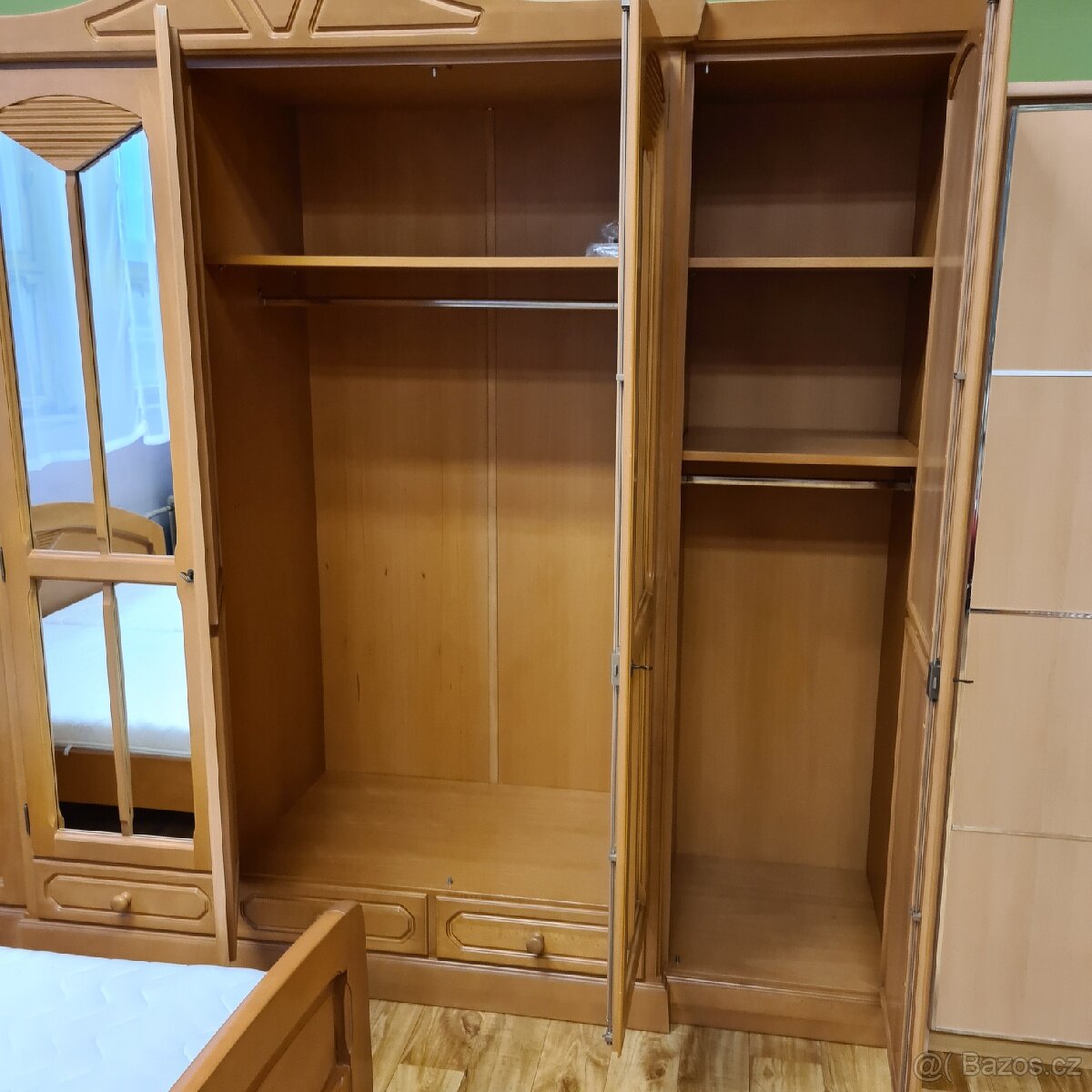 Masivní skříň buk dovoz Německo - 4