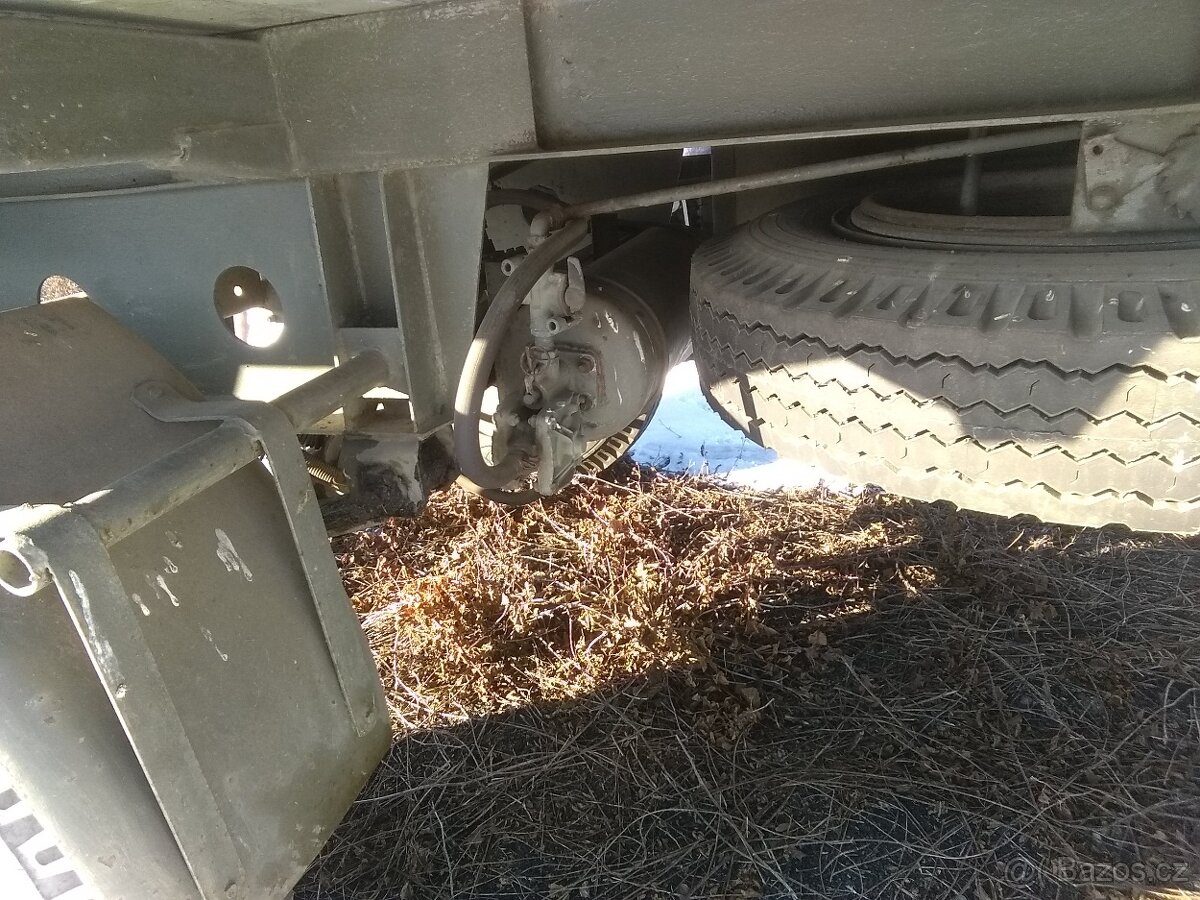 Prodám vojenský přívěs za PV3S - 4