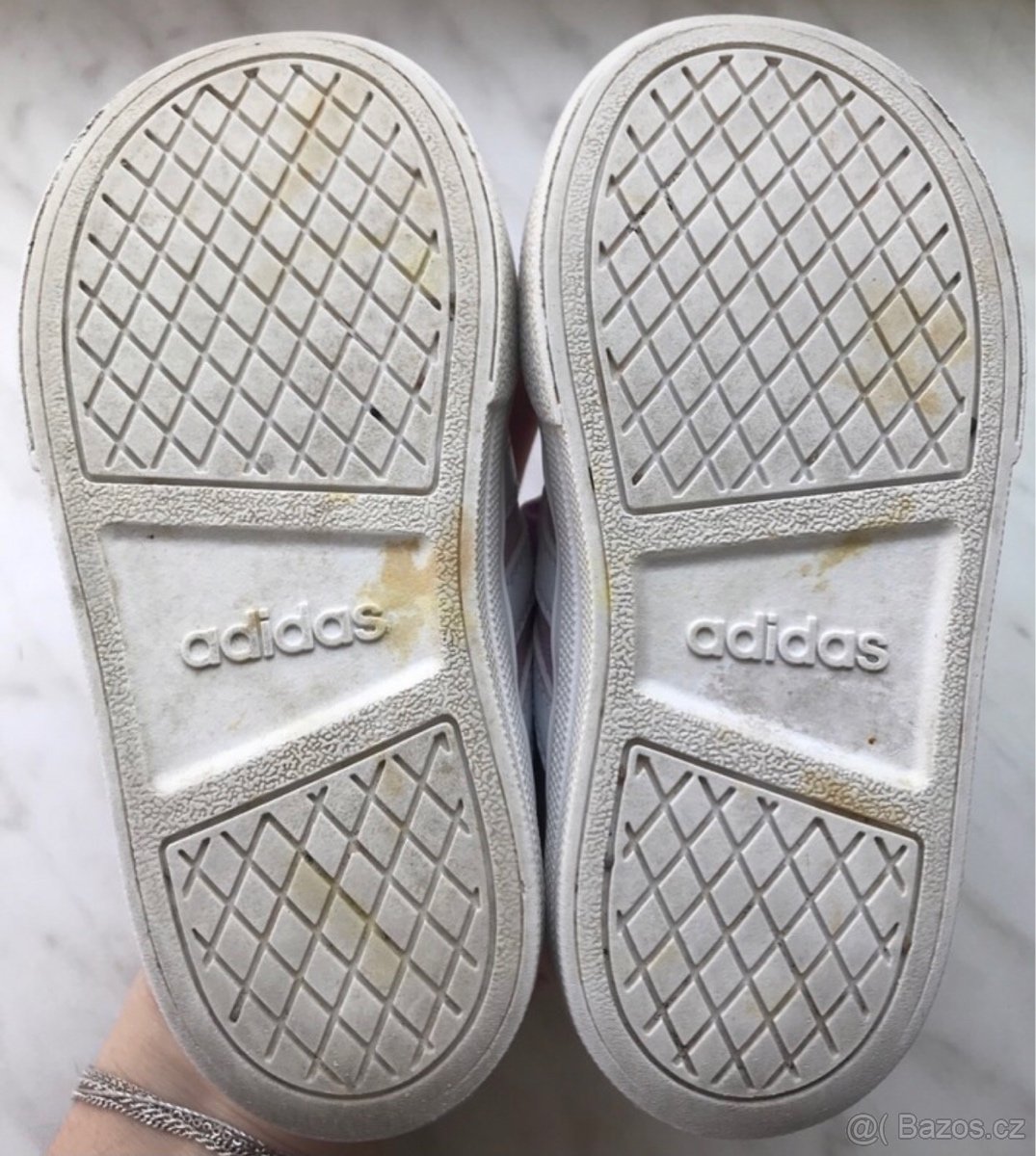 Dívčí tenisky Adidas Neo, vel.22 - 4