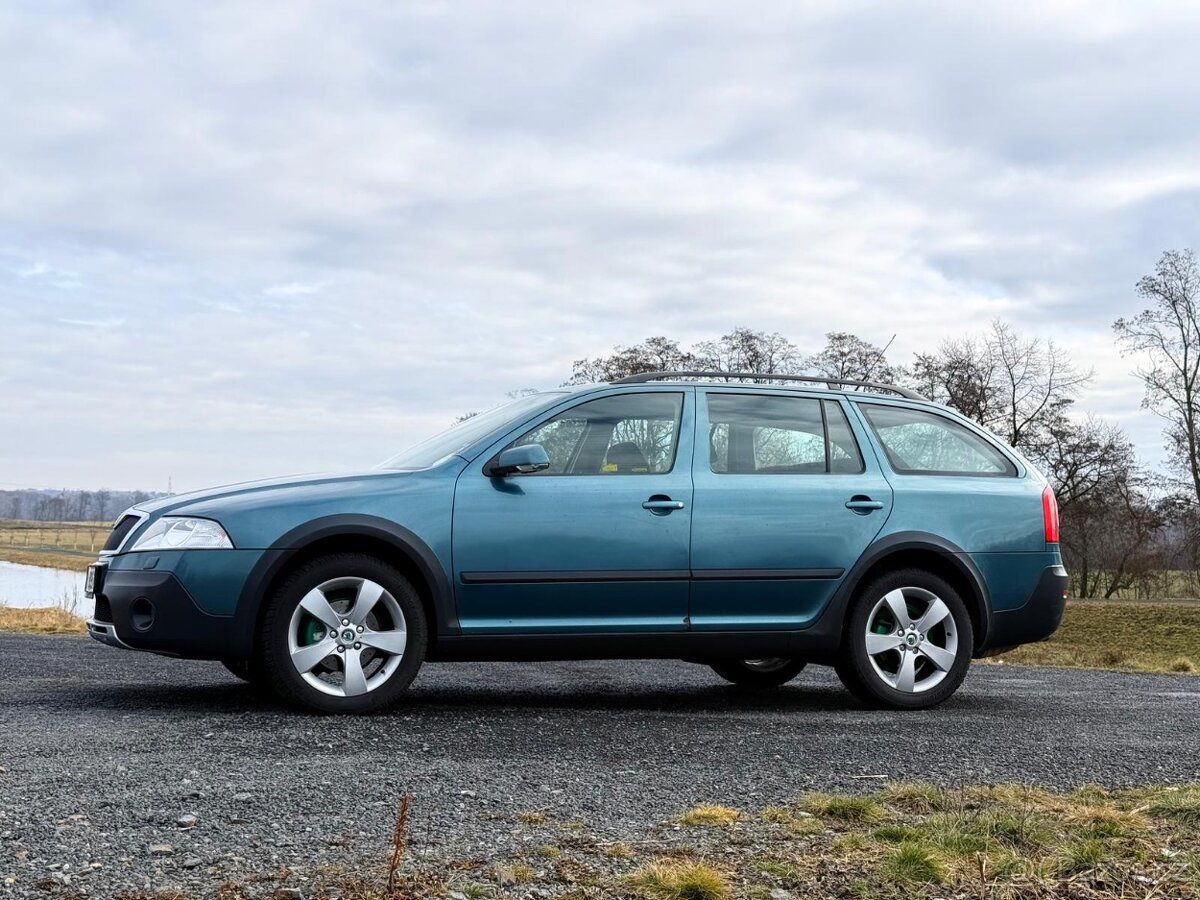 Škoda Octavia Scout 4X4 TDi CZ - 4