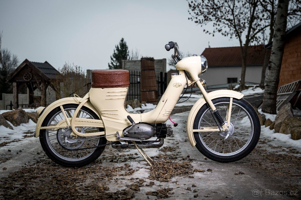 JAWA 50/550 PAŘEZ - 4