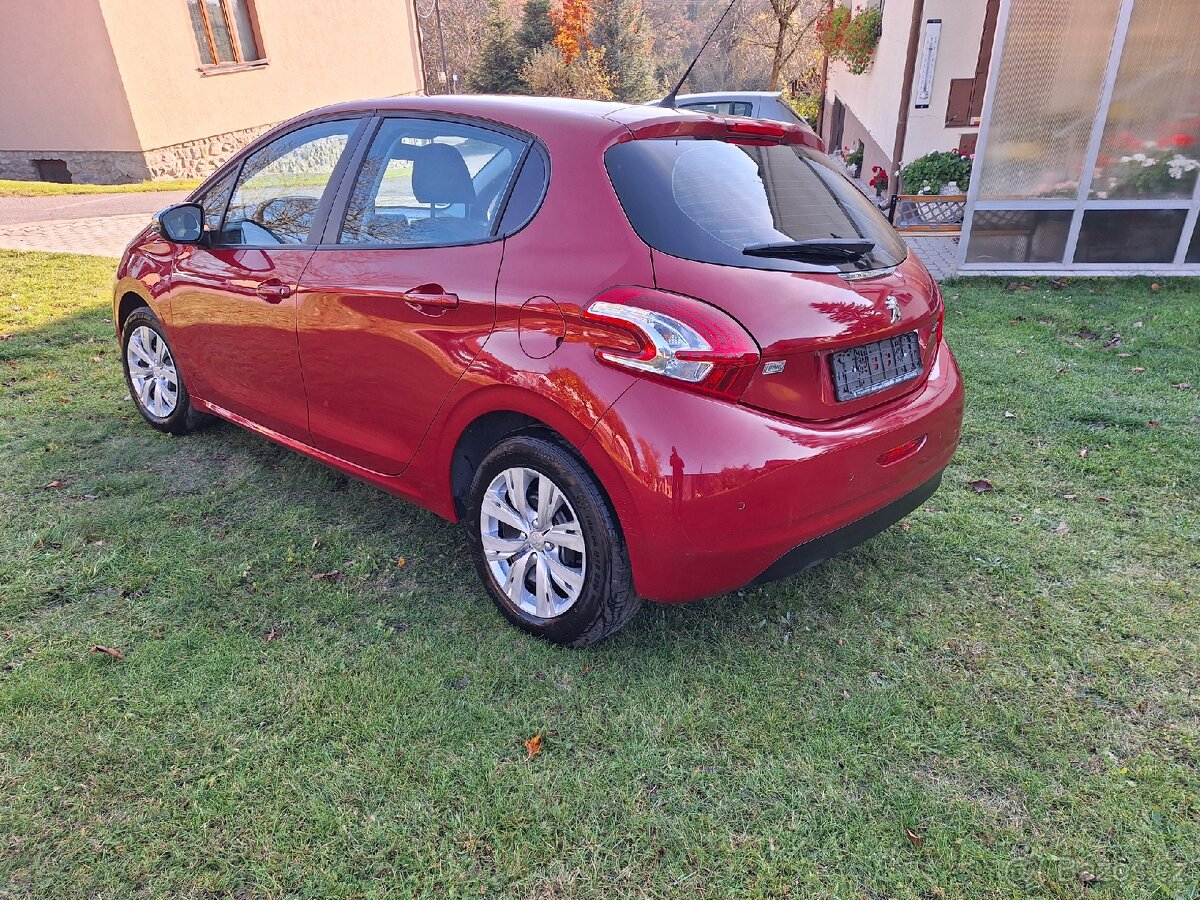 Peugeot 208 1.2 60 - 4