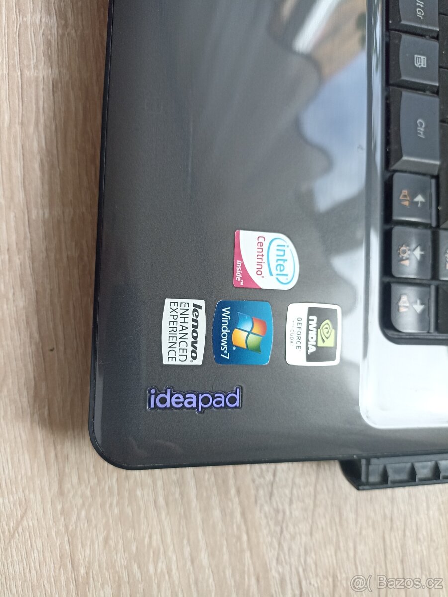 Lenovo IdeaPad Y550 - 4