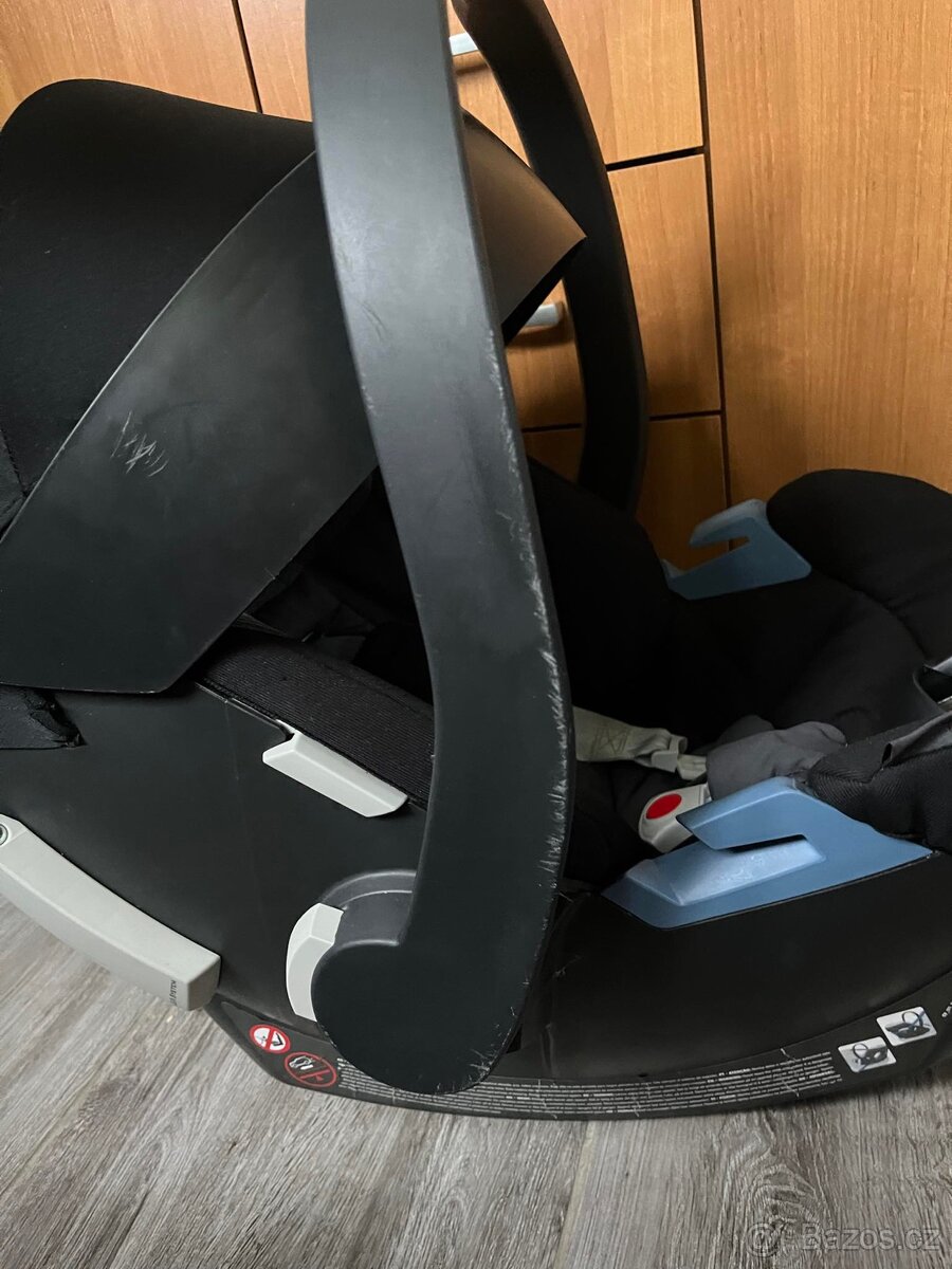 Autosedačka + izofix - 4