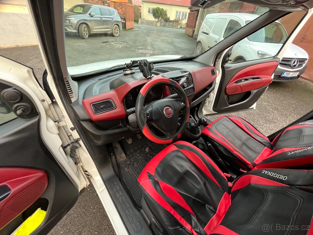 Fiat Doblo 2011 - 4