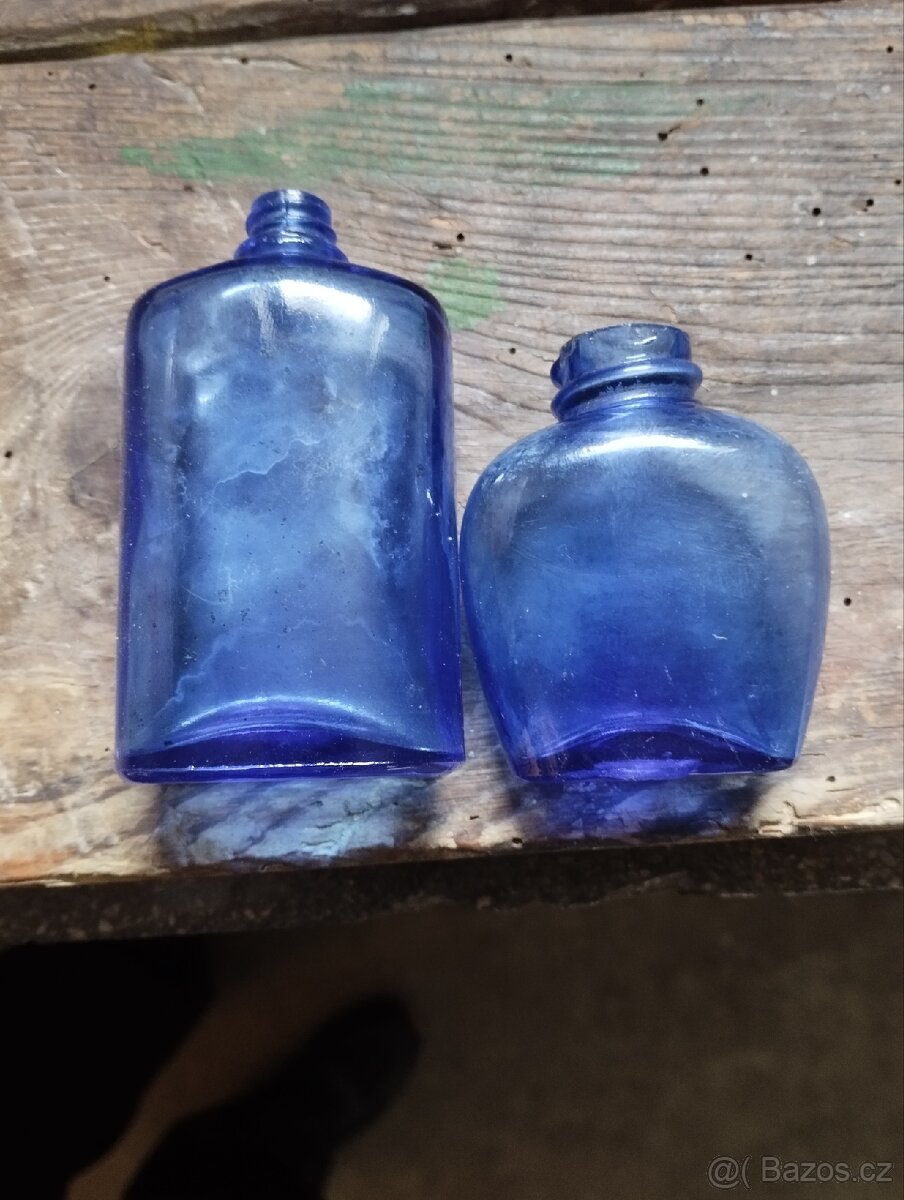 Stará láhev, sklenice, dóza - 4