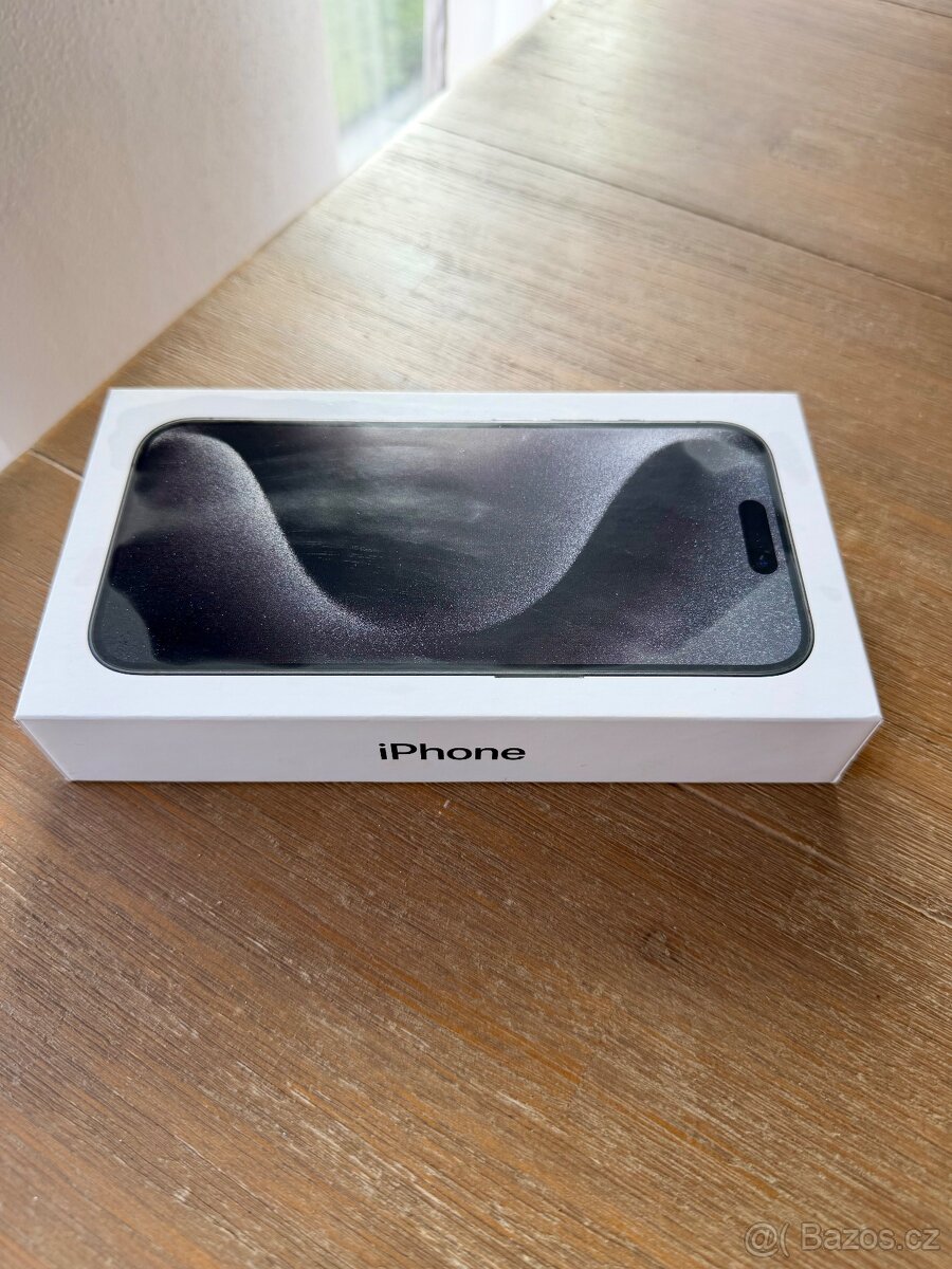 APPLE IPHONE 15 PRO 128GB ČERNÝ TITAN - 4