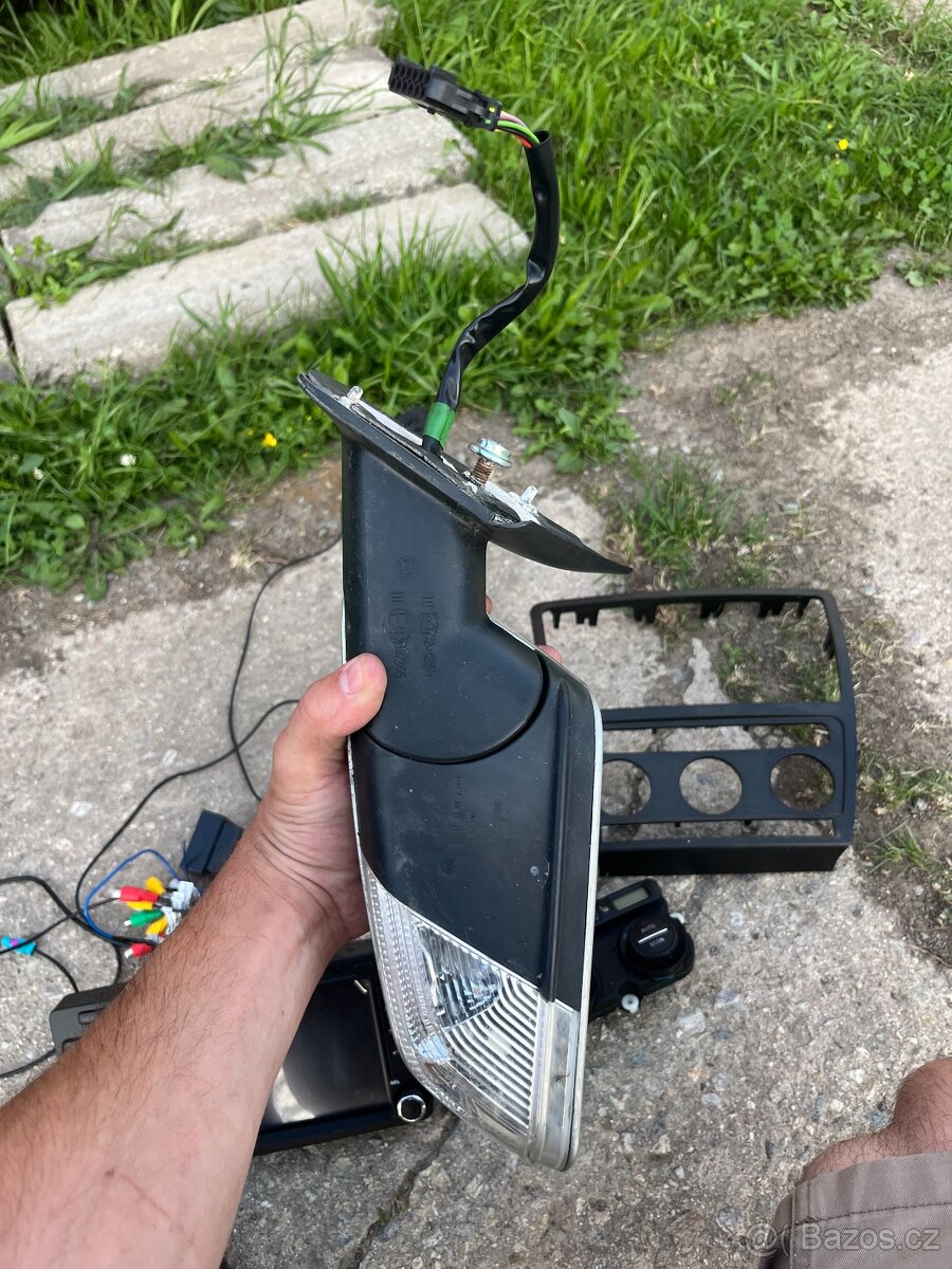 Zrcátko Octavia II - 4