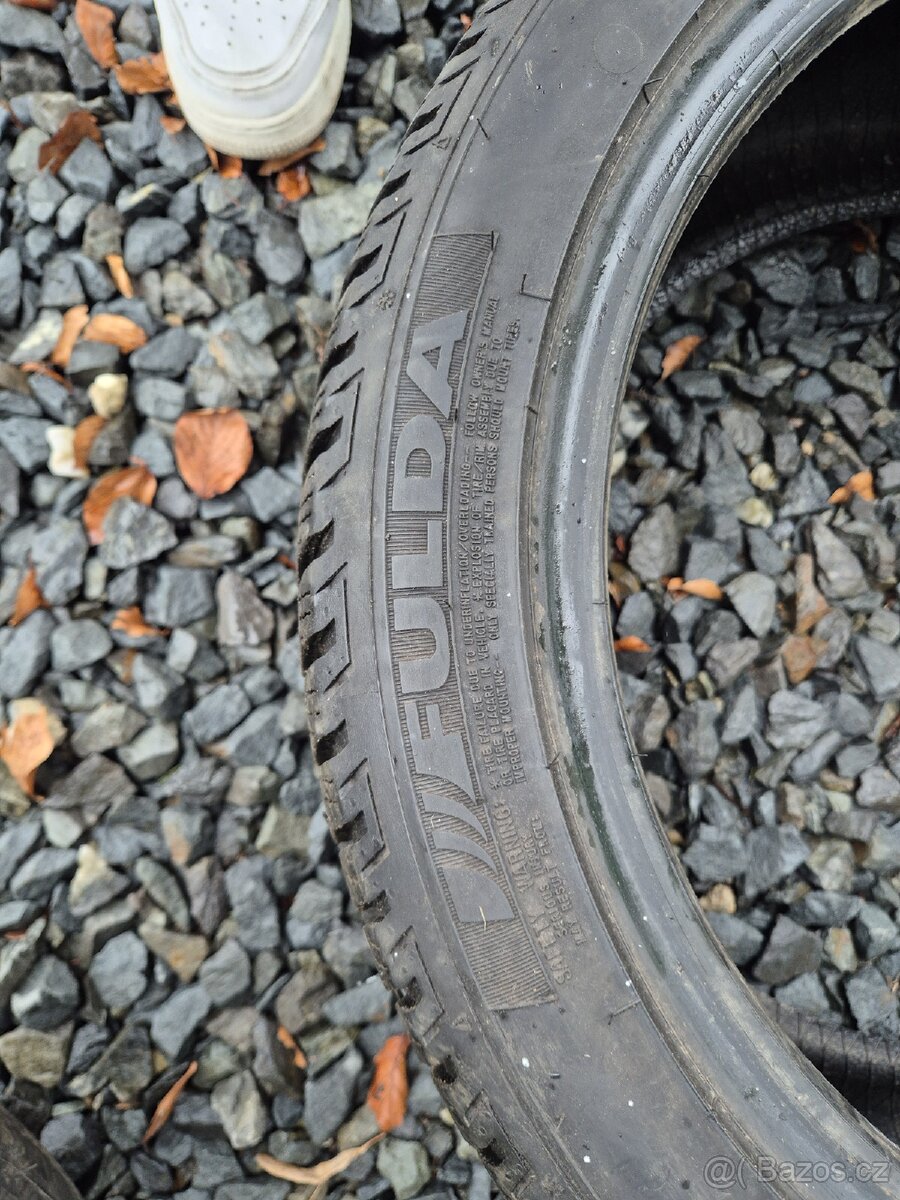 Zimní pneumatiky 225/45 R17 2ks - 4