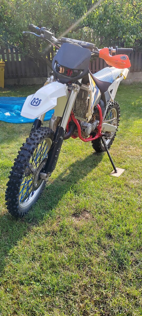 Husqvarna wr/ČR 125
