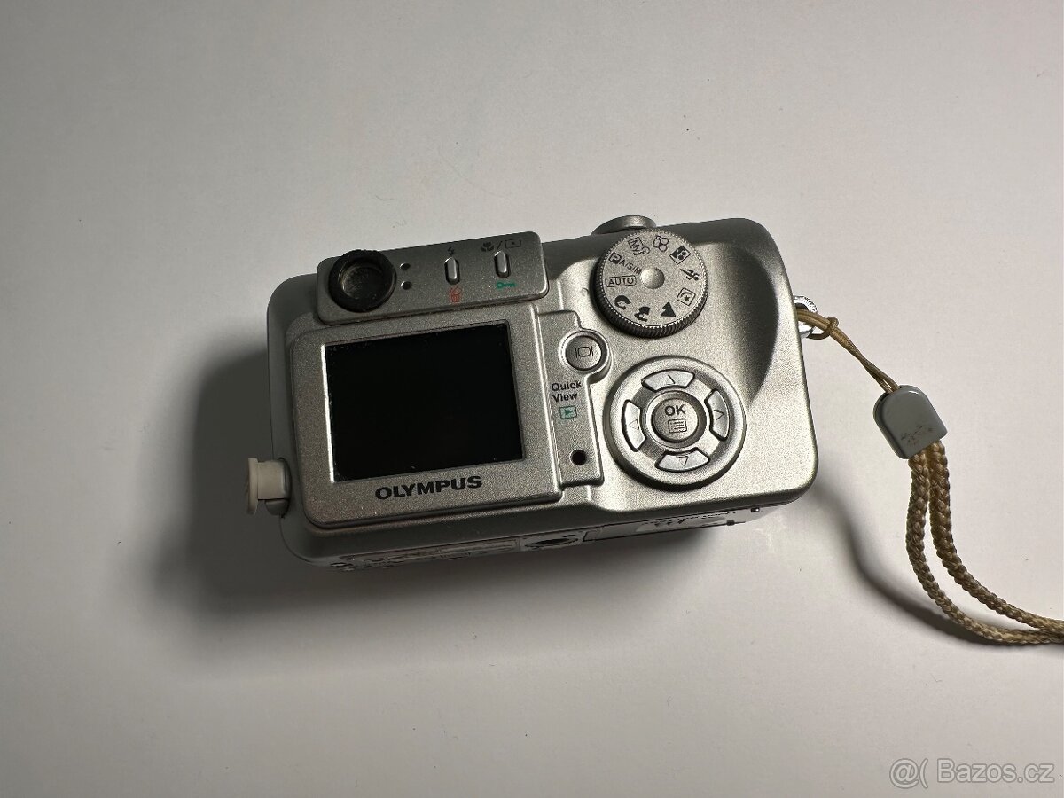 Olympsu C-50 Retro fotoaparát - 4