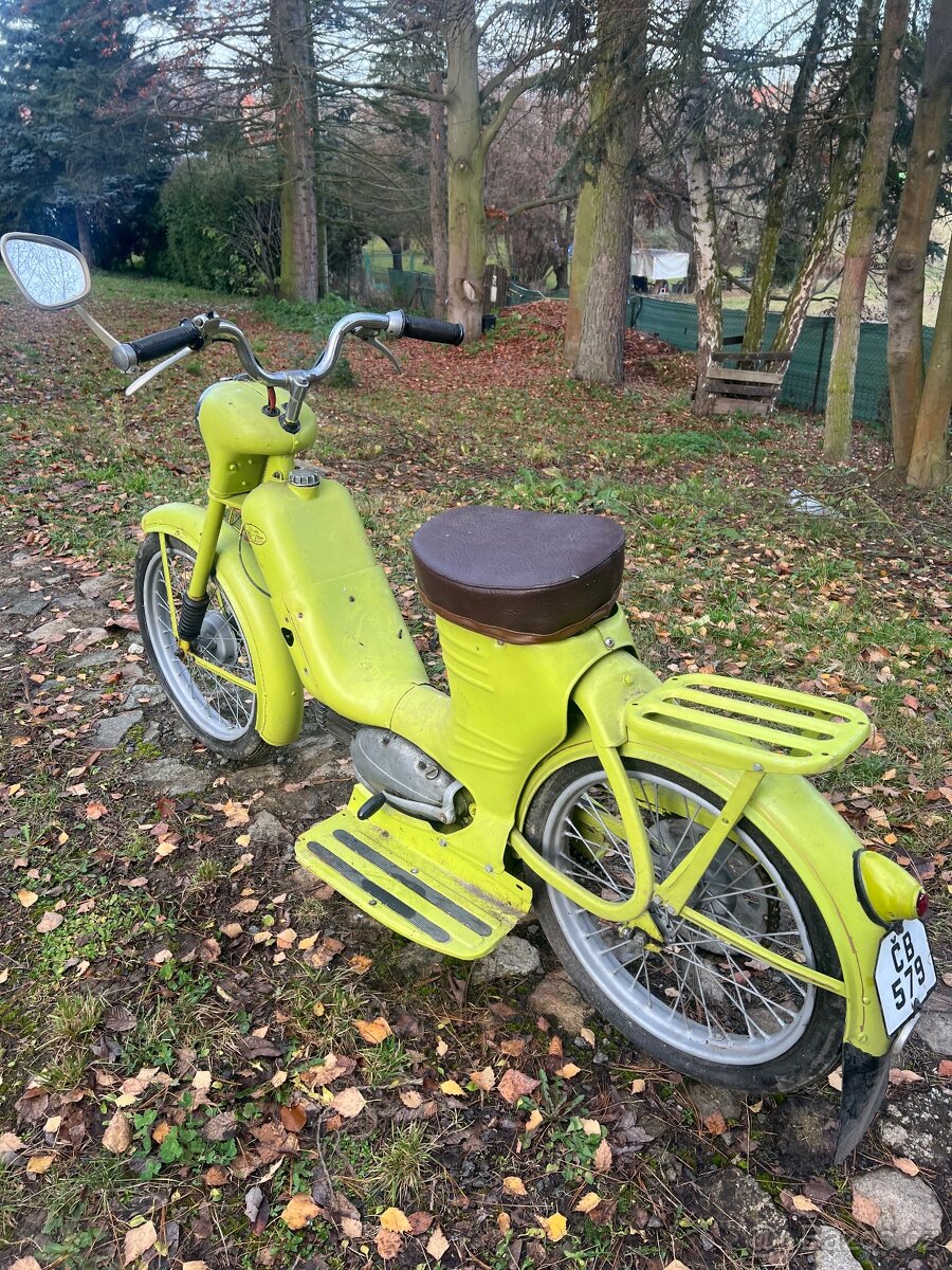 Prodám Jawa pařez veterán z lyziny - 4