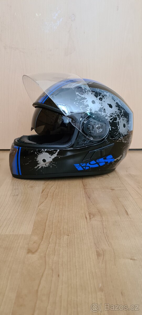 Helma / přilba na moto - 4