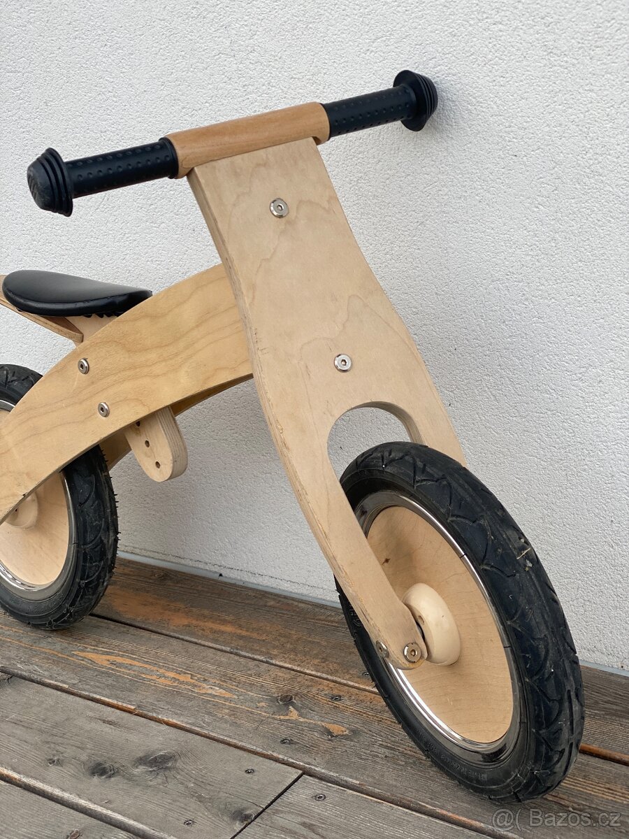 Dřevěné odrážedlo s gumovými koly - 4