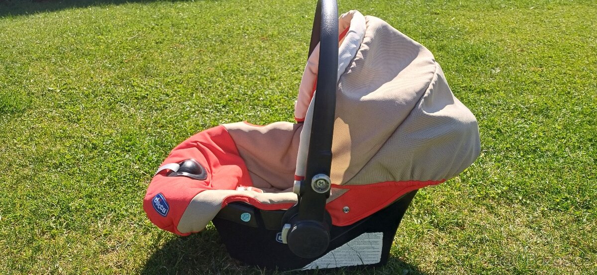 Autosedačka Chicco, pro děti 0 až 9 kg - 4
