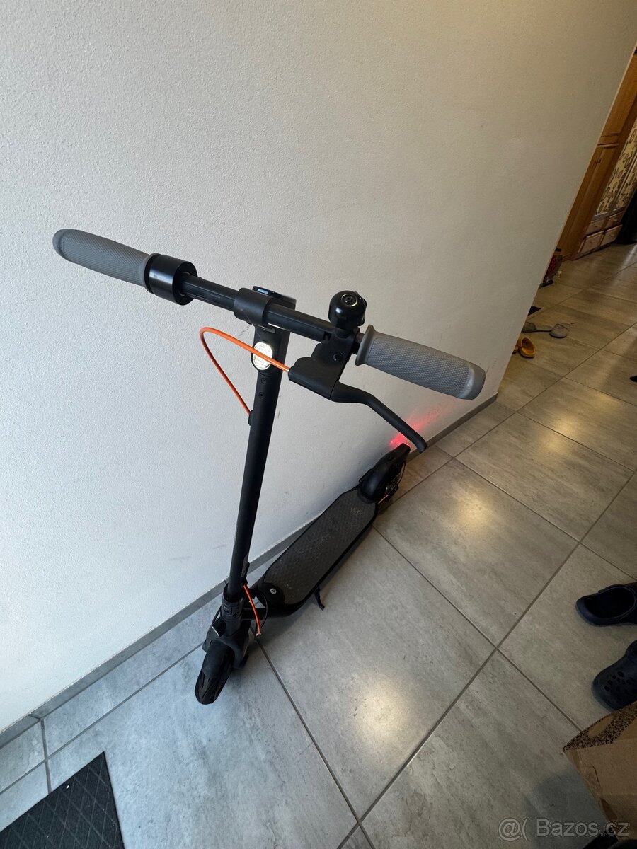 Ninebot kickscooter f30e - 4