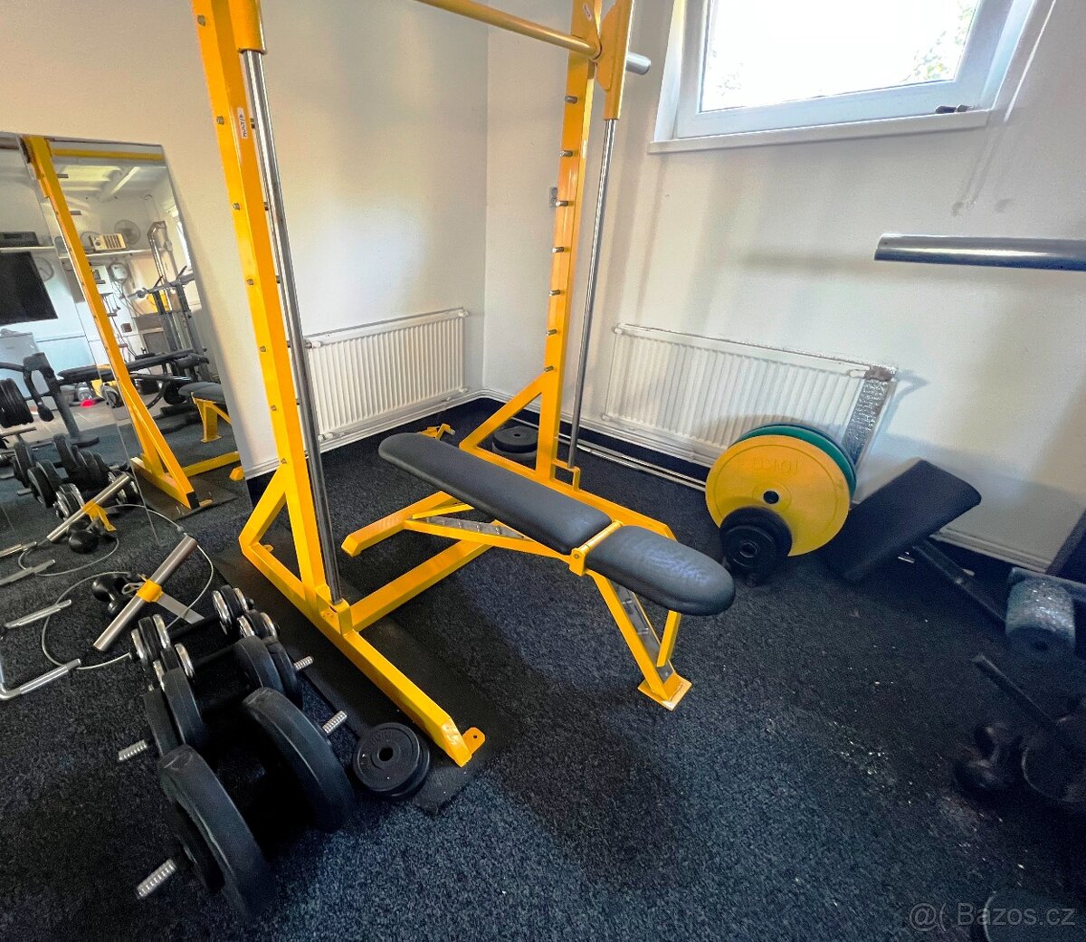 Pronajmeme dvojgaráž-posilovnu - 4