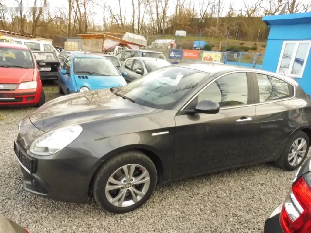 Alfa Romeo Giulietta, 1,9 JTDm-2 - 4