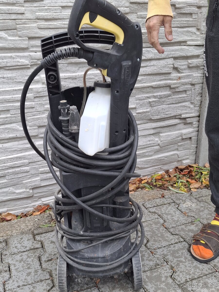 Vysokotlaký čistič Karcher - 4