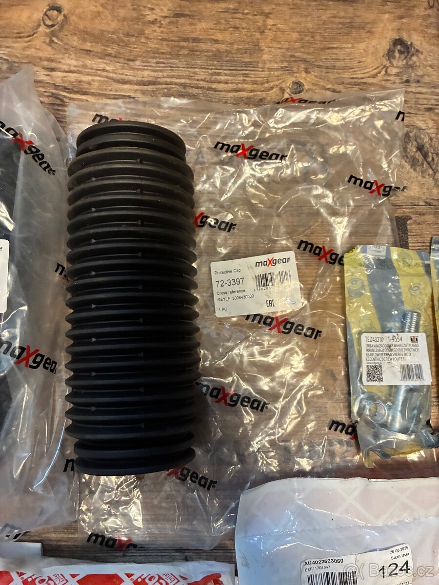 Prodám díly na BMW X3 e83 3.0d - 4