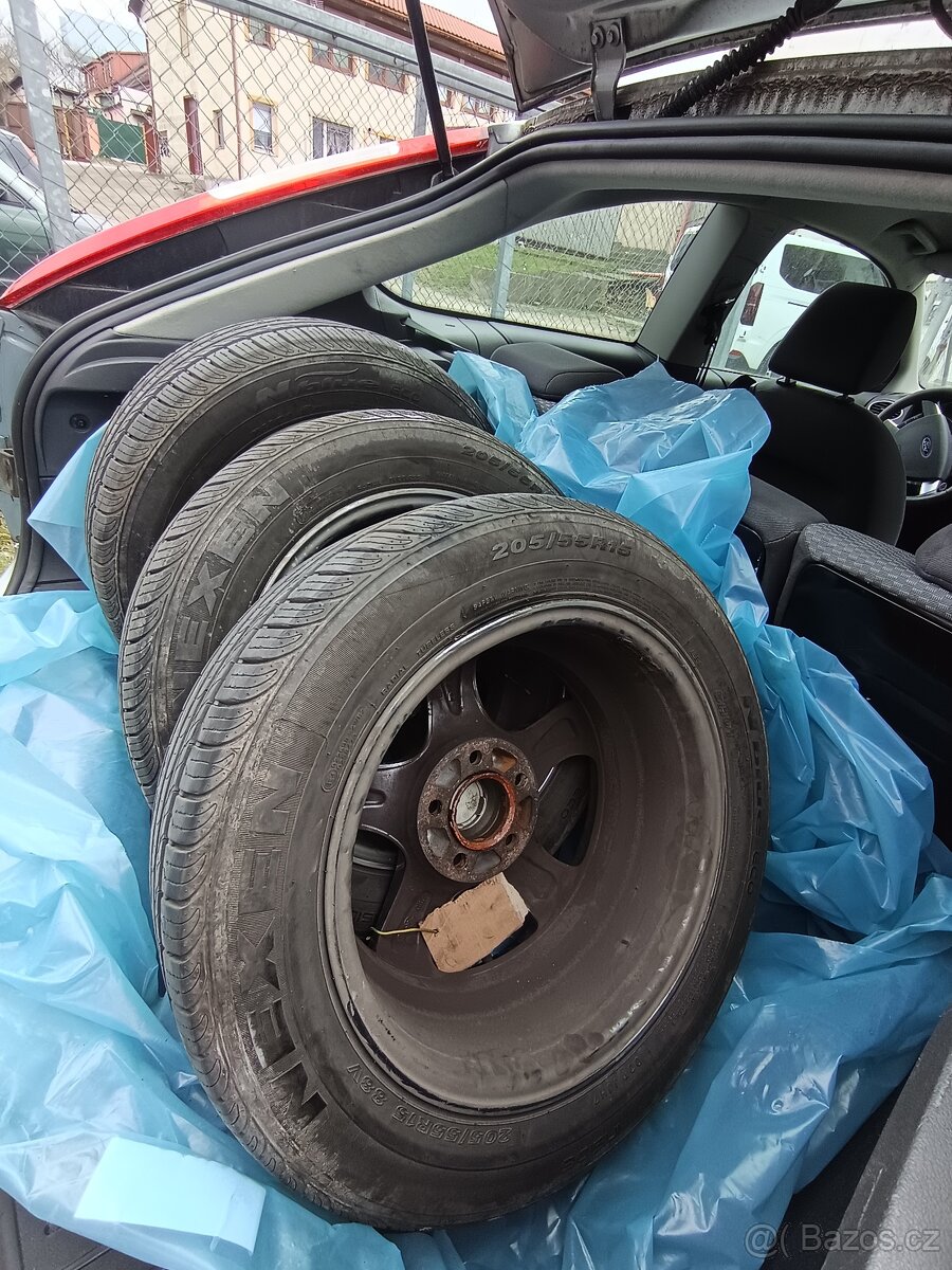 Originál hliníkové kola Ford 5x108 R15 - 4