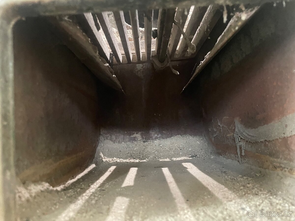 Stará kachlová kamna - 4