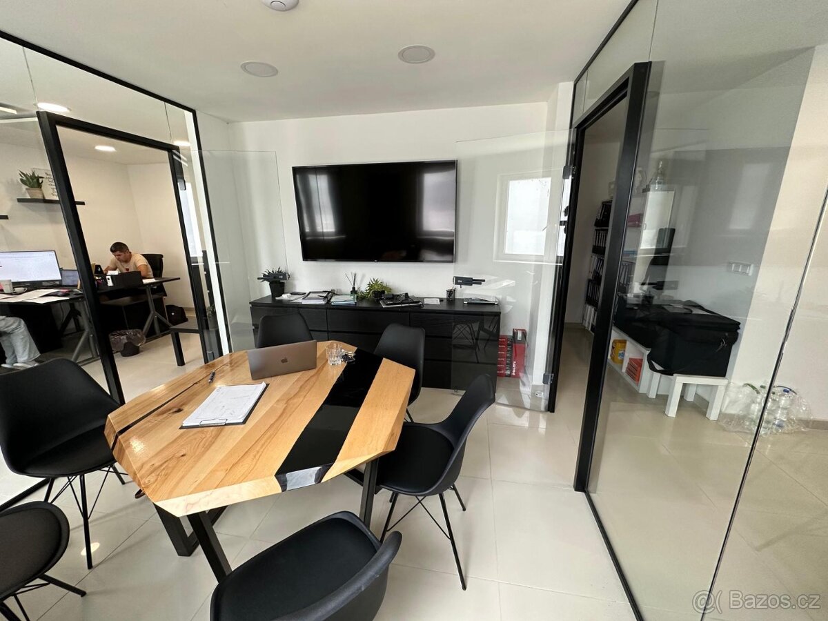 Pronájem kanceláře 56 m2 Uherské Hradiště - 4