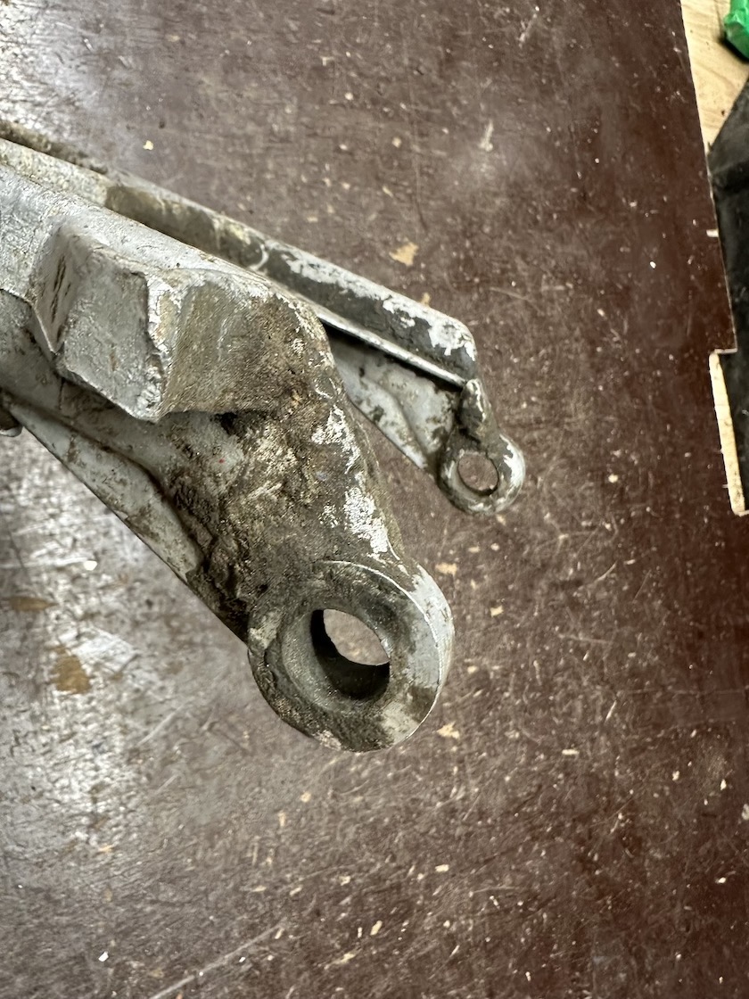 Predám používaný STOJAN JAWA 350/638 639 634 632 - 4