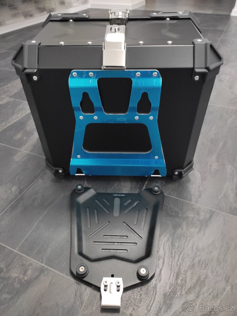 Univerzální hliníkový moto kufr 55L (Topcase) - 4
