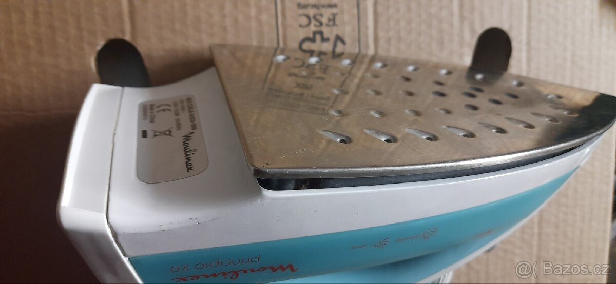 Prodám žehličku Moulinex za 300 Kč HK - 4