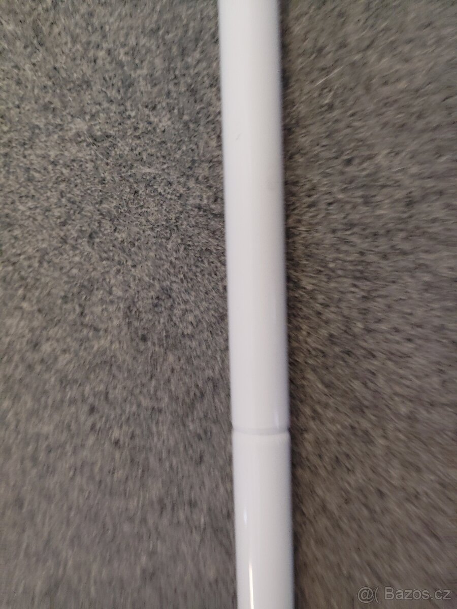 Teleskopický věšák, stojan na oblečení bílý kovový - 4