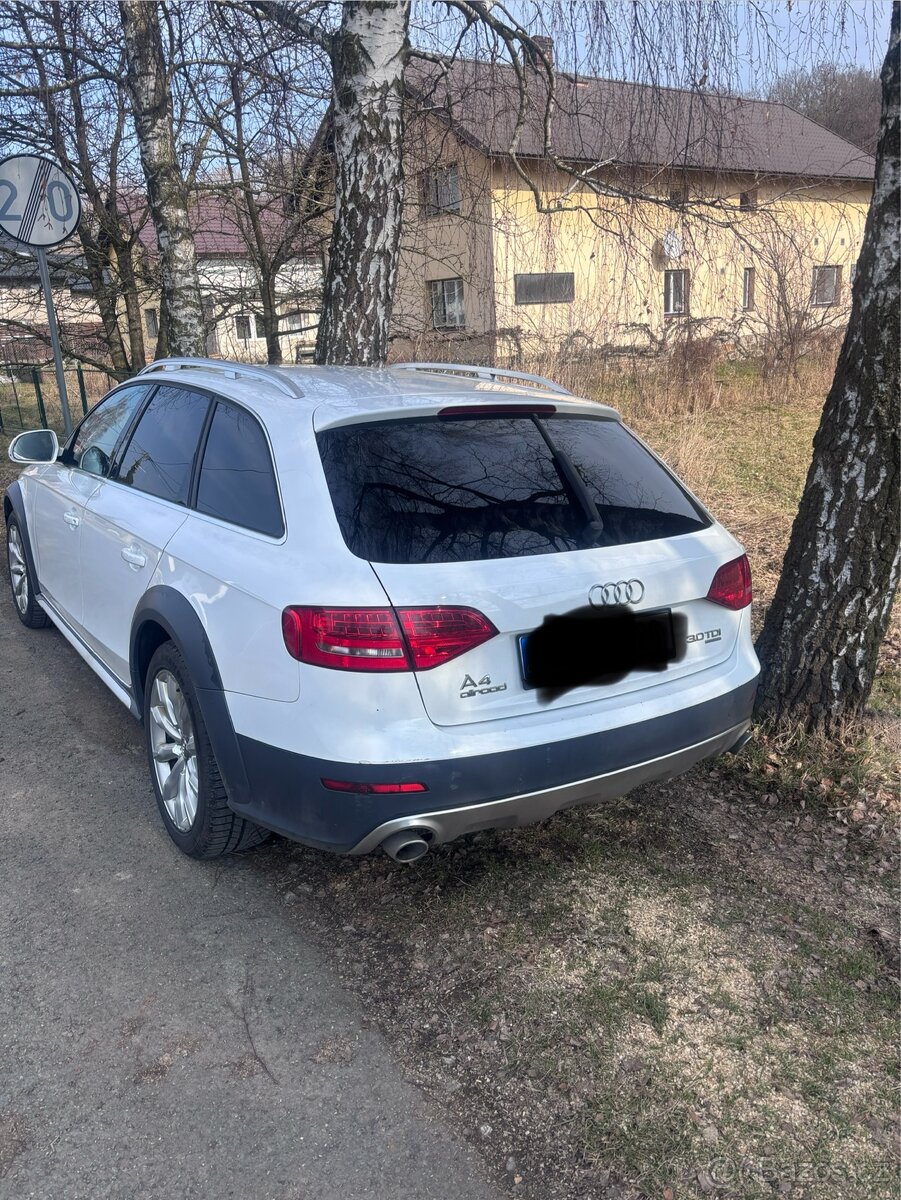 Prodám Audi a4 allroad automat stav dobrý - 4